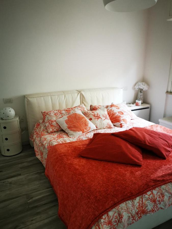 Casa Di Martina Apartment Порто Санто Стефано Екстериор снимка